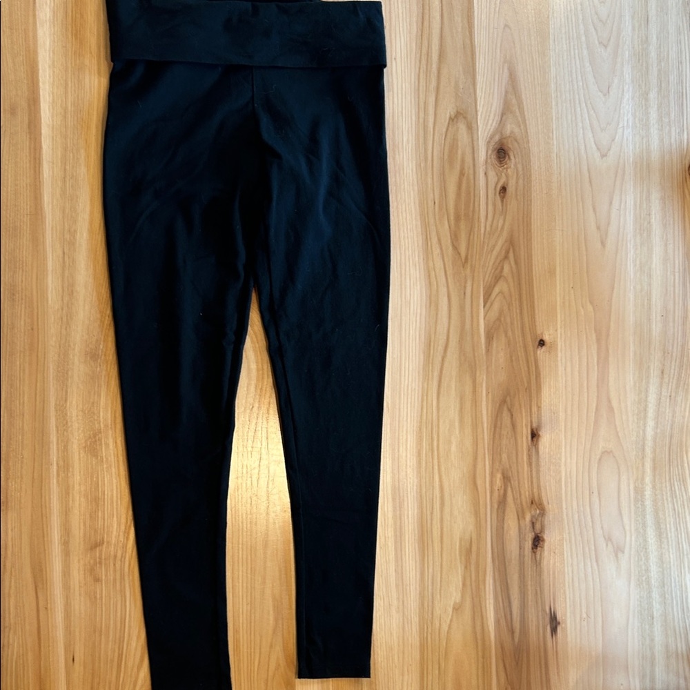 PINK Victoria's Secret Black Leggings